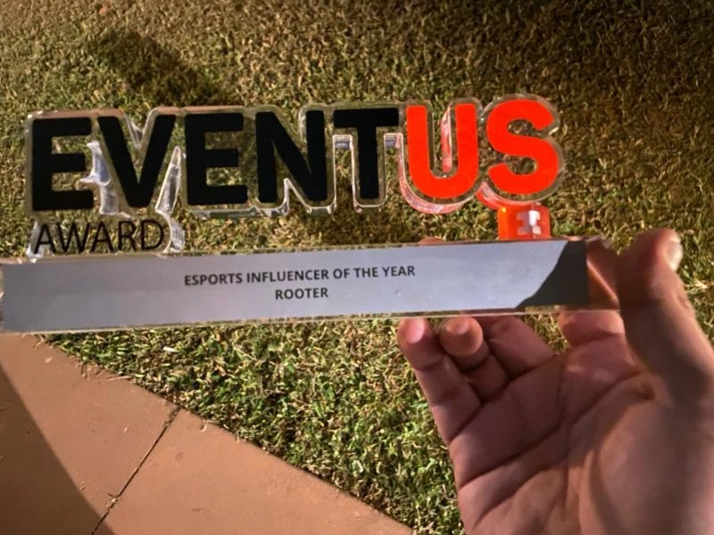 award-3